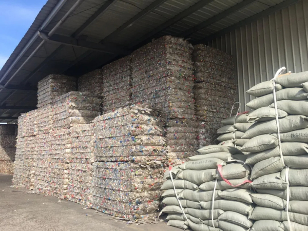 我国PET饮料瓶回收率超94%!图3.webp_编辑 我国PET饮料瓶回收率超94%!图3.webp_编辑