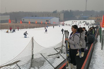 雪地魔毯  滑雪场魔毯适用范围