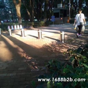 武汉地桩路桩价格 可活动立柱
