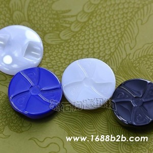浮雕陶瓷纽扣 陶瓷专业厂家批发生产 款式齐全 欢迎咨询