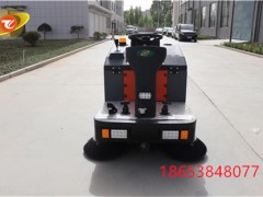 企业为什么选择使用工业扫地车