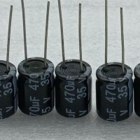 插件电解电容35V680UF高频电解电容