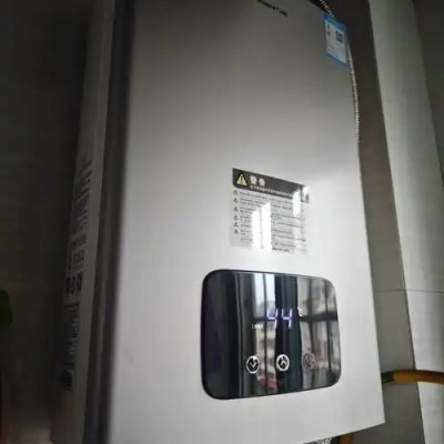 武汉万和热水器售后维修电话ㄍ常见故障检测号码不点火服务彻底图2
