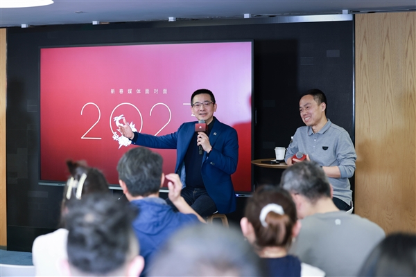 蔚来说有钱就补加电体验 比王府井的广告牌还管用