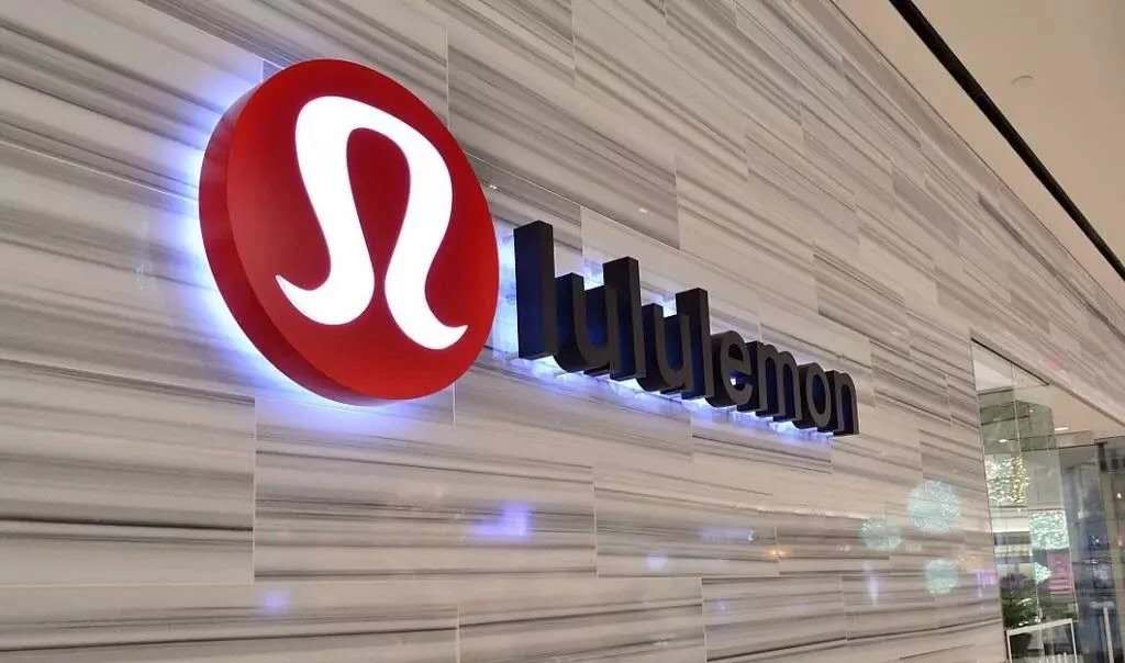 财年营收近40亿美元 lululemon推出大使补助基金